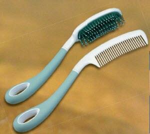 Long Handled Hair Brush Or Comb Perfect For Arthritic Hands